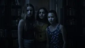 Backdrop to the movie "Room 213" #432412