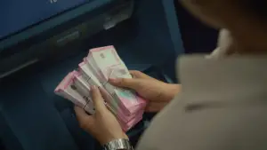 Backdrop to the movie "Dopamine" #799846