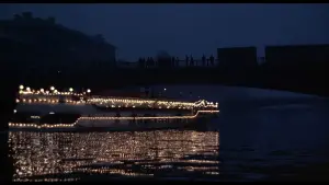 Backdrop to the movie "Charade" #723069