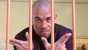 Backdrop to the movie "Salute!" #495397