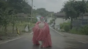 Backdrop to the movie "Becoming Kim" #791336