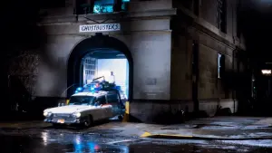 Backdrop to the movie "Ghostbusters" #212735