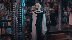 Backdrop to the movie "Terrifier 2" #657024