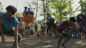 Backdrop to the movie "Levitating" #798007