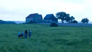 Backdrop to the movie "Lore" #708263