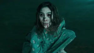 Backdrop to the movie "Pemukiman Setan" #759313