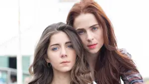 Backdrop to the movie "Polarized" #661660