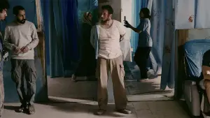 Backdrop to the movie "Chronicles from the Siege" #538370