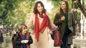 Backdrop to the movie "SOL" #744740