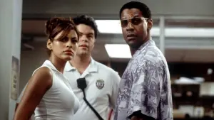 Backdrop to the movie "Out of Time" #343214