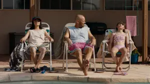 Backdrop to the movie "In the Summers" #760057