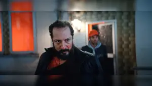 Backdrop to the movie "Shock" #757705