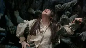 Backdrop to the movie "Labyrinth" #659112