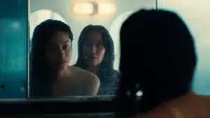 Backdrop to the movie "Winter in Sokcho" #532547