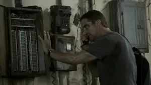 Backdrop to the movie "Plane" #313487