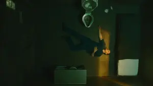 Backdrop to the movie "Solitary" #395977