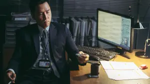 Backdrop to the movie "Raging Fire" #333788