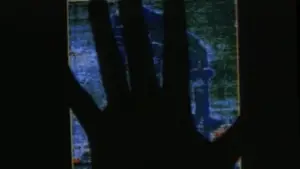 Backdrop to the movie "Souvenir" #715361