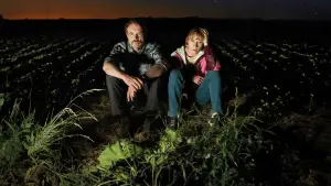 Backdrop to the movie "Andrea Gets a Divorce" #707931