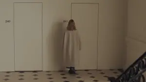 Backdrop to the movie "The Beast" #755965