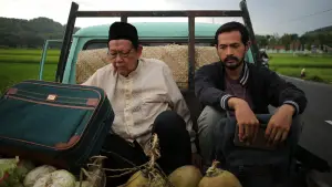 Backdrop to the movie "The Crescent Moon" #706851