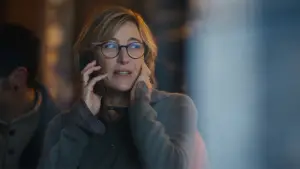 Backdrop to the movie "The Ties That Bind Us" #590489