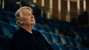 Backdrop to the movie "Four Rational People" #549019