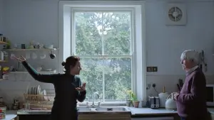 Backdrop to the movie "Queen at Sea" #793168