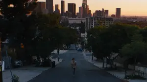 Backdrop to the movie "Under the Silver Lake" #324094