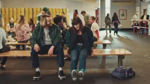 Backdrop to the movie "Leave One Day" #534348