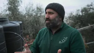 Backdrop to the movie "Louis Theroux: The Settlers" #784036