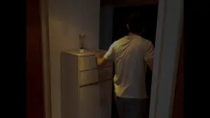 Backdrop to the movie "INTRUDER" #431396