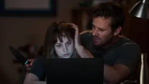 Backdrop to the movie "Wounds" #421820