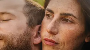 Backdrop to the movie "Deaf" #599601