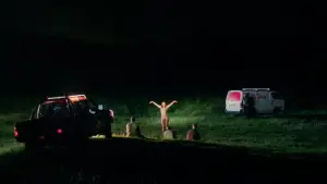 Backdrop to the movie "Birdeater" #664051