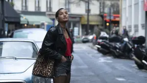 Backdrop to the movie "Father Mother Sister Brother" #530972