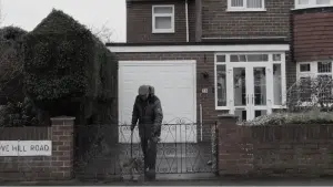 Backdrop to the movie "Doreen" #200118