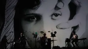 Backdrop to the movie "Generación Lagartija" #427279