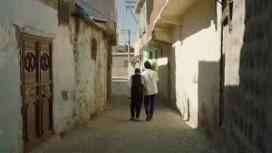 Backdrop to the movie "One of Those Days When Hemme Dies" #737168