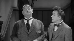 Backdrop to the movie "Bonnie Scotland" #627821