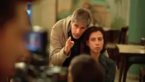 Backdrop to the movie "I