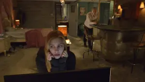 Backdrop to the movie "The Captive" #323836