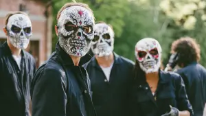 Backdrop to the movie "Echo Boomers" #437041