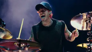 Backdrop to the movie "Twenty One Pilots: More Than We Ever Imagined" #767545