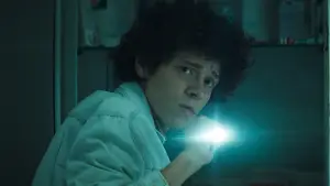 Backdrop to the movie "Dreaming of Lions" #582945