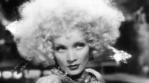 Backdrop to the movie "Blonde Venus" #492355