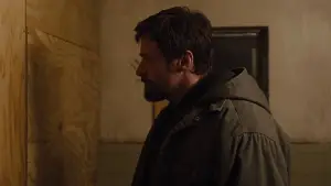 Backdrop to the movie "Prisoners" #639637