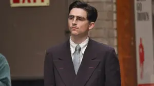 Backdrop to the movie "Marty Supreme" #508372