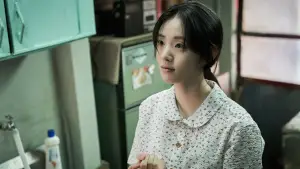 Backdrop to the movie "The Old Woman with the Knife" #528932