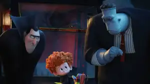 Backdrop to the movie "Hotel Transylvania 2" #915804